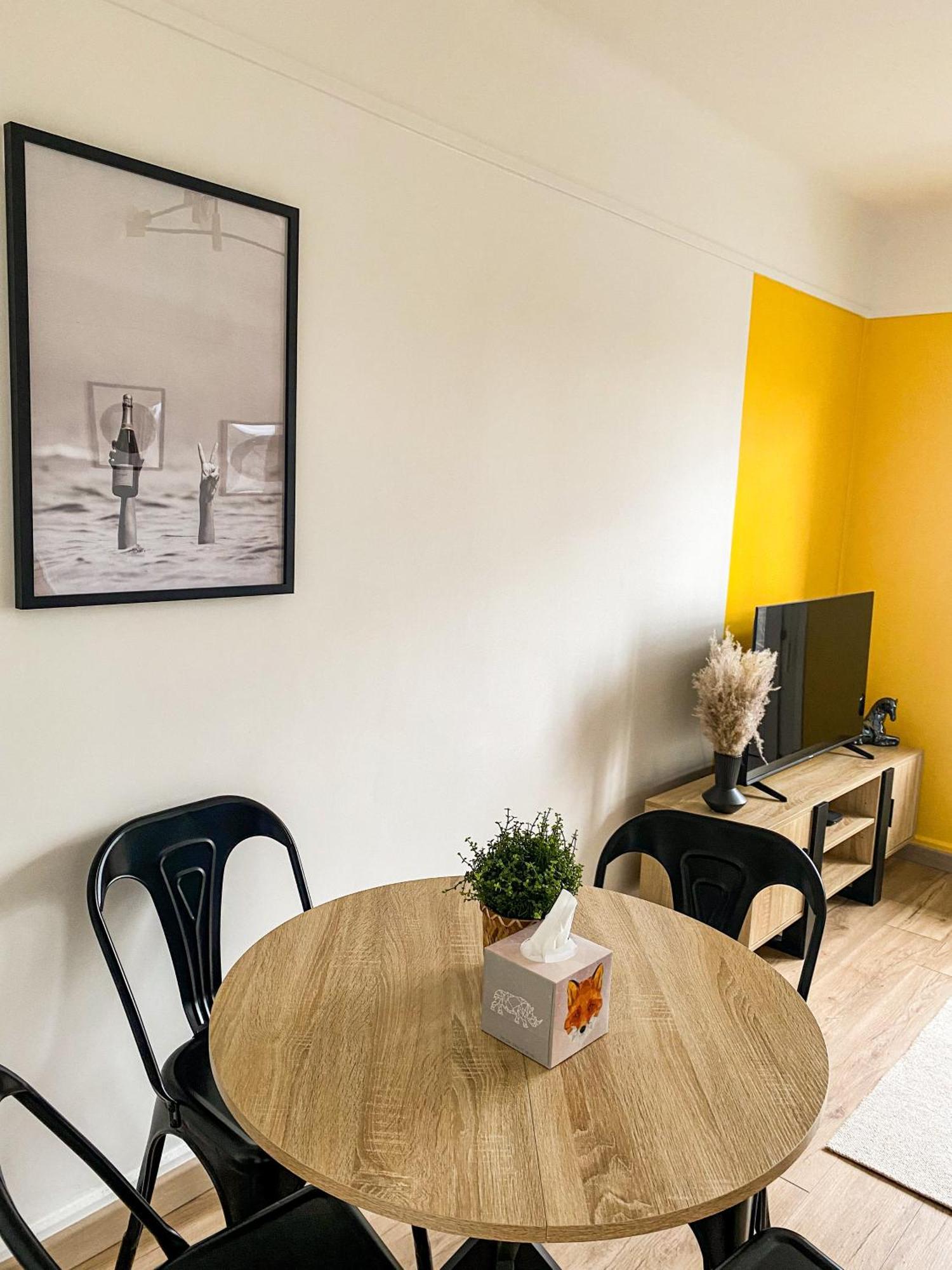 Appartement Cosy Au Coeur De Reims Exterior photo